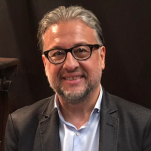 Imagen de César Aquino
